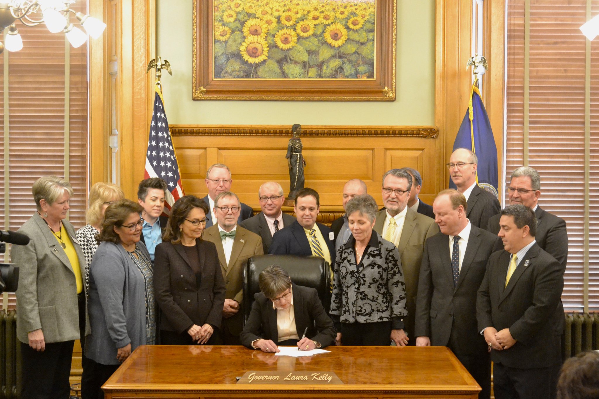 Kansas governor creates advisory group to improve education | News ...